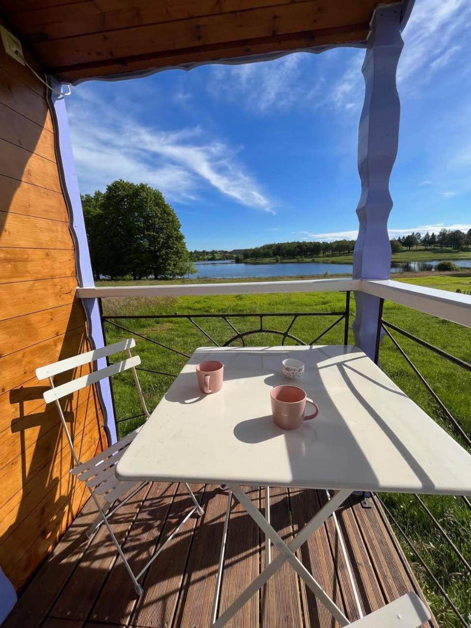 Les Logements Insolites De La Base Nautique Verneuil  Extérieur photo