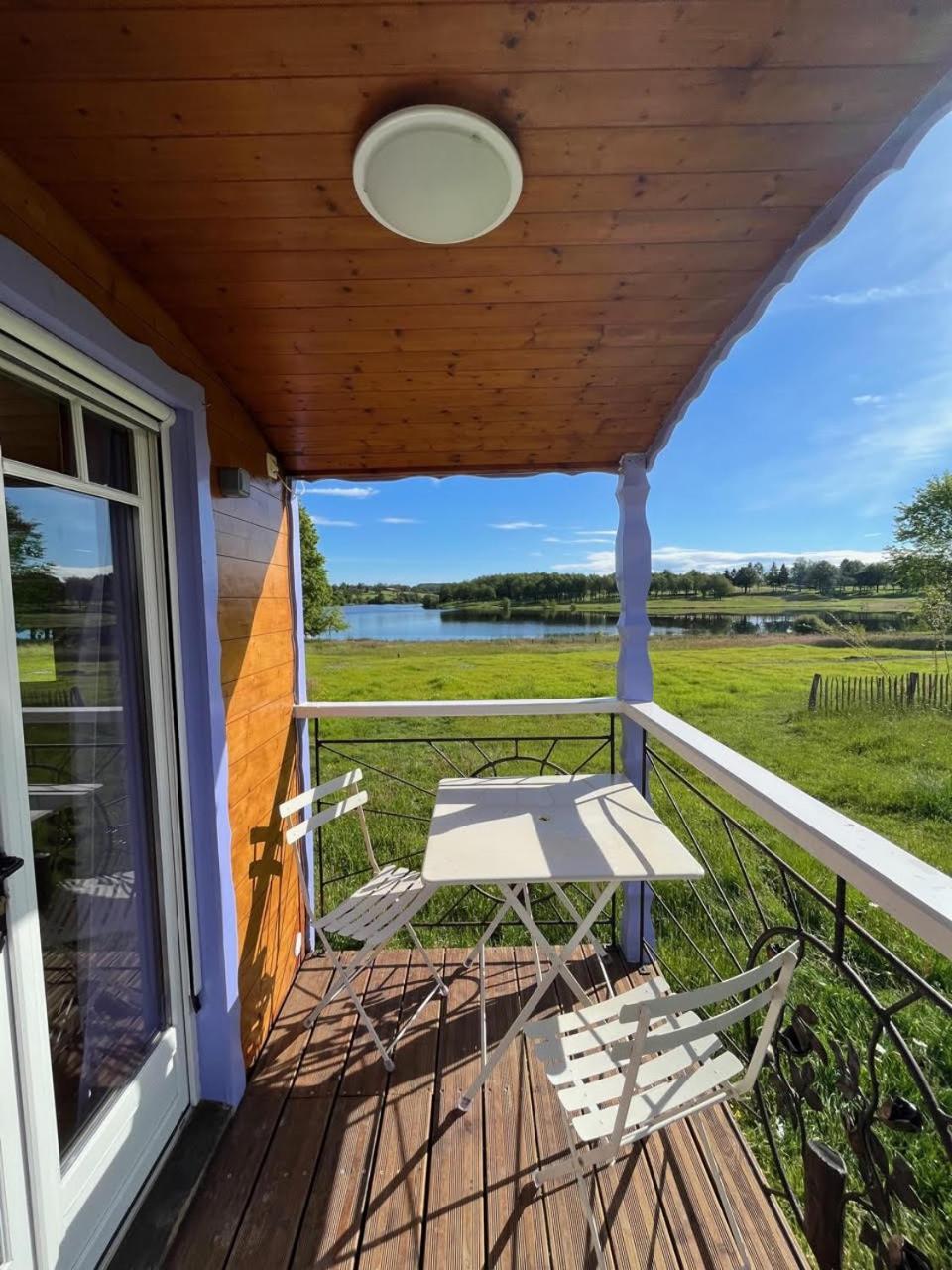 Les Logements Insolites De La Base Nautique Verneuil  Extérieur photo